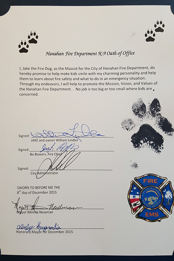 firefighter-dog-burn-victim-mascot-jake-william-lindler-41 firefighter-dog-burn-victim-mascot-jake-william-lindler-41