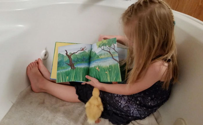 girl-best-friends-duck-snowflake-kylie-brown-55 girl-best-friends-duck-snowflake-kylie-brown-55