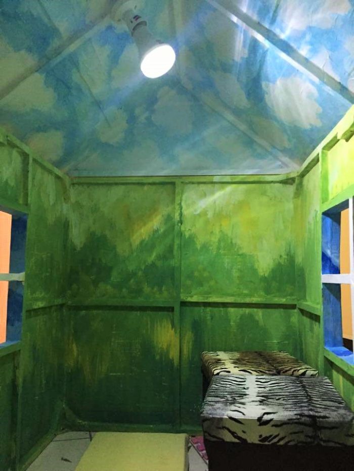 Grandfather Builds Cardboard Playhouse For His Littler Grandaughter