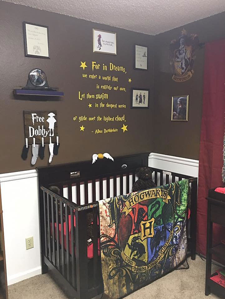 harry-potter-themed-baby-nursery-20 harry-potter-themed-baby-nursery-20