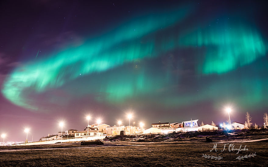 I've Been Hunting The Northern Lights In Iceland For 1 Year