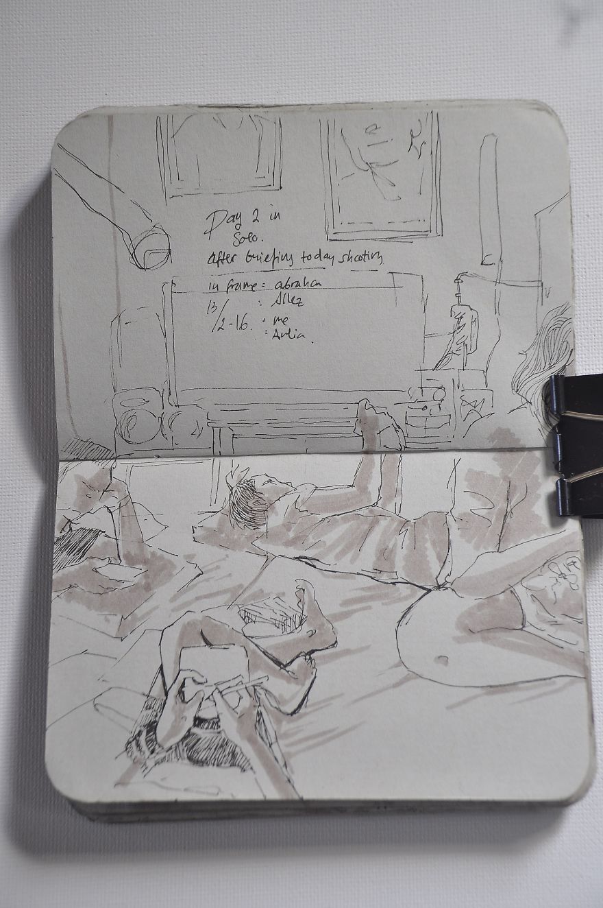 I Draw The Happiness Of Having Friends Instead Of Taking Photos To Help Me Battle My Depression I Draw The Happiness Of Having Friends Instead Of Taking Photos To Help Me Battle My Depression