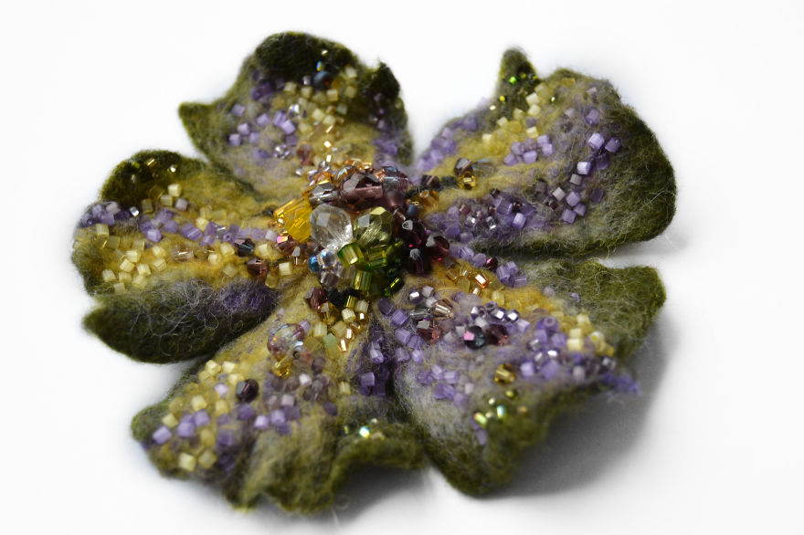 I Embroider Wool Felted Flowers With Beads To Turn Them Into Fairy Tales