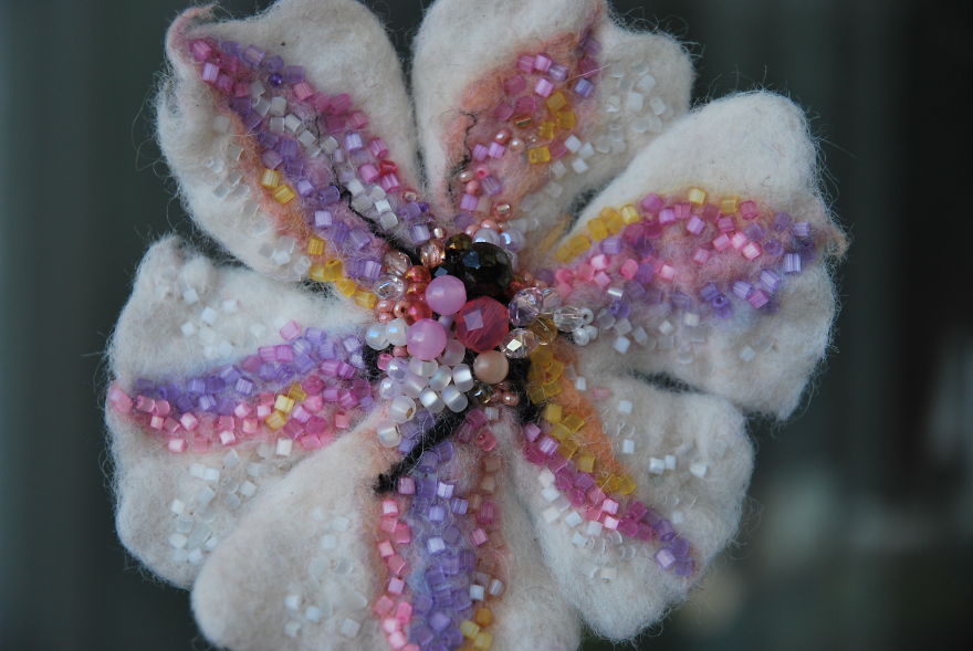 I Embroider Wool Felted Flowers With Beads To Turn Them Into Fairy Tales