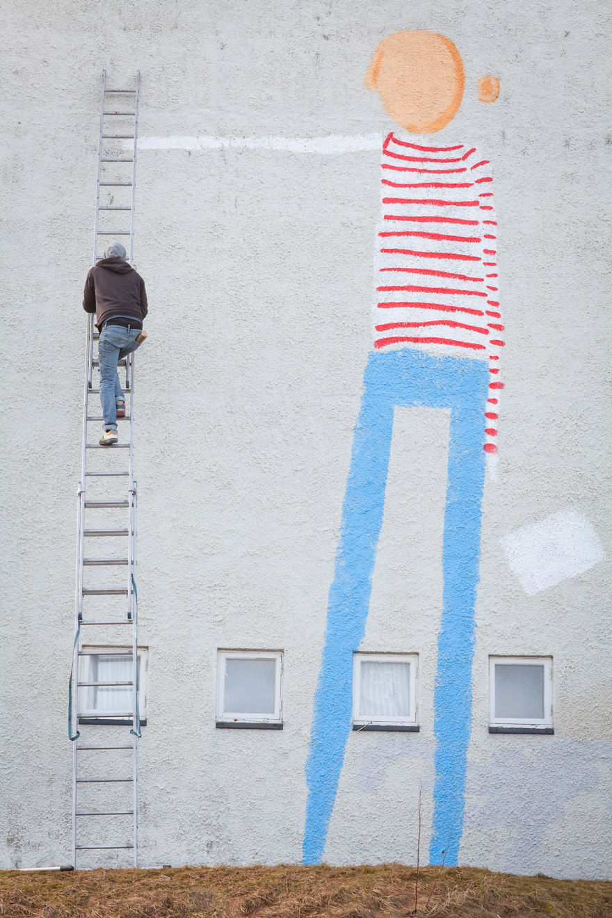 I Painted A Mural On A Soon To Be Demolished School To Honour Everyone Who Went There