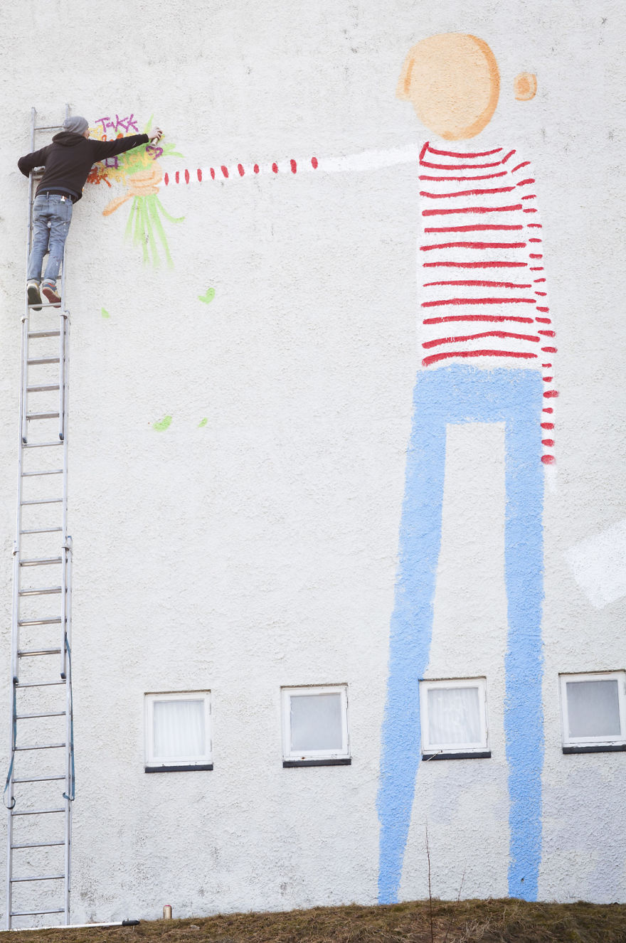 I Painted A Mural On A Soon To Be Demolished School To Honour Everyone Who Went There