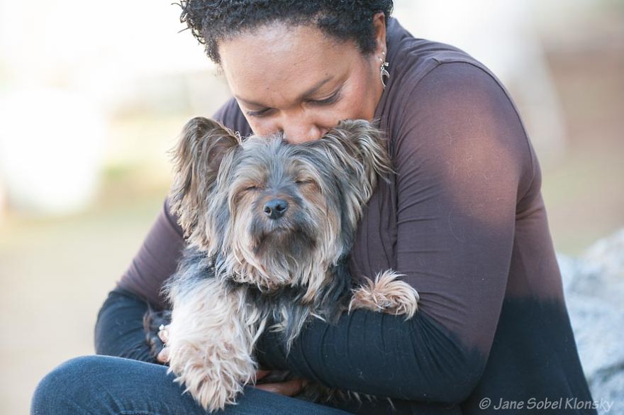 I Photograph The Special Bond Between Old Dogs And The People Who Love Them