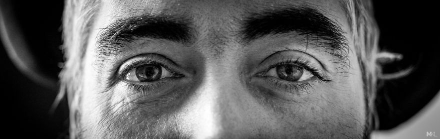 I Photographed Daily Struggles Of A Poet With Multiple Sclerosis