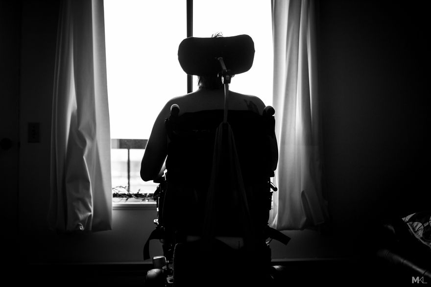 I Photographed Daily Struggles Of A Poet With Multiple Sclerosis