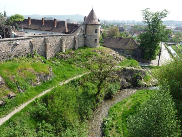 I Photographed Romanian Villages That Look Like Frozen In Time