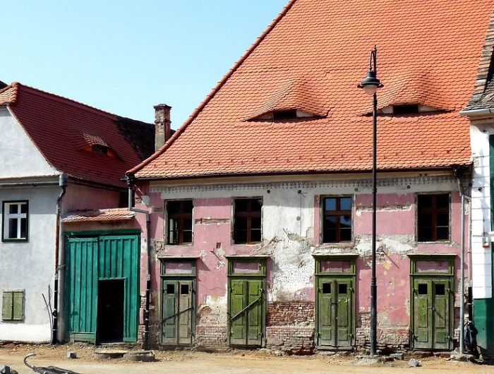 I Photographed Romanian Villages That Look Like Frozen In Time