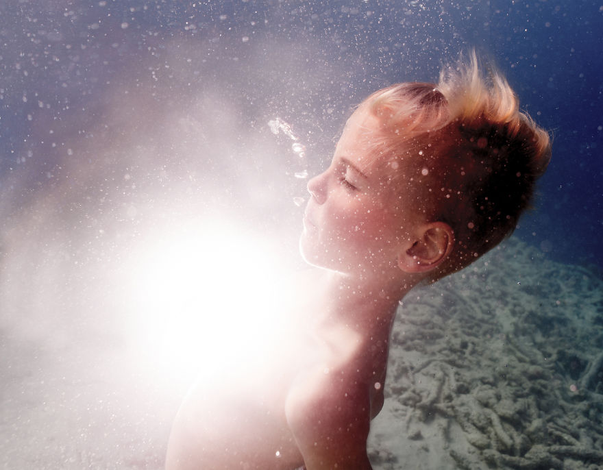 I Travelled To Bonaire Island And Photographed Local Children Underwater