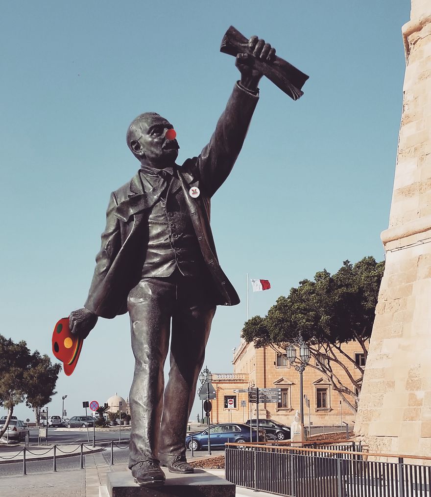 I Turn Boring Monuments Into Clowns