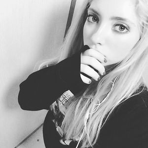 Dariacharles1015 avatar