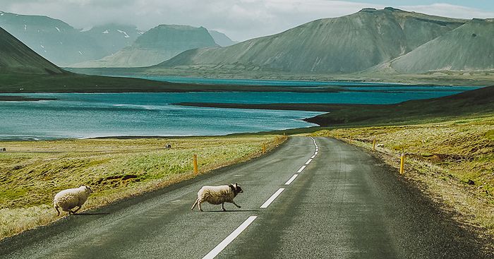 I’ve Been Capturing Icelandic Roads For 16 Months