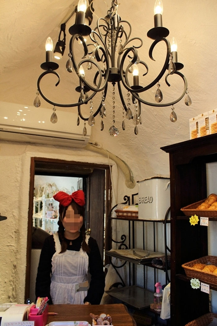 kiki-bakery-studio-ghibli-hayao-miyazaki-yufuin-floral-village-japan-27 kiki-bakery-studio-ghibli-hayao-miyazaki-yufuin-floral-village-japan-27