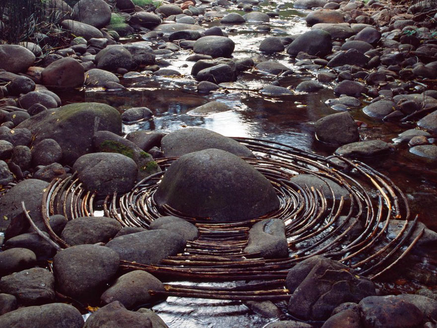 [Reflexion] Les oeuvres qui vous inspirent - Page 4 Land-art-andy-goldsworthy-710
