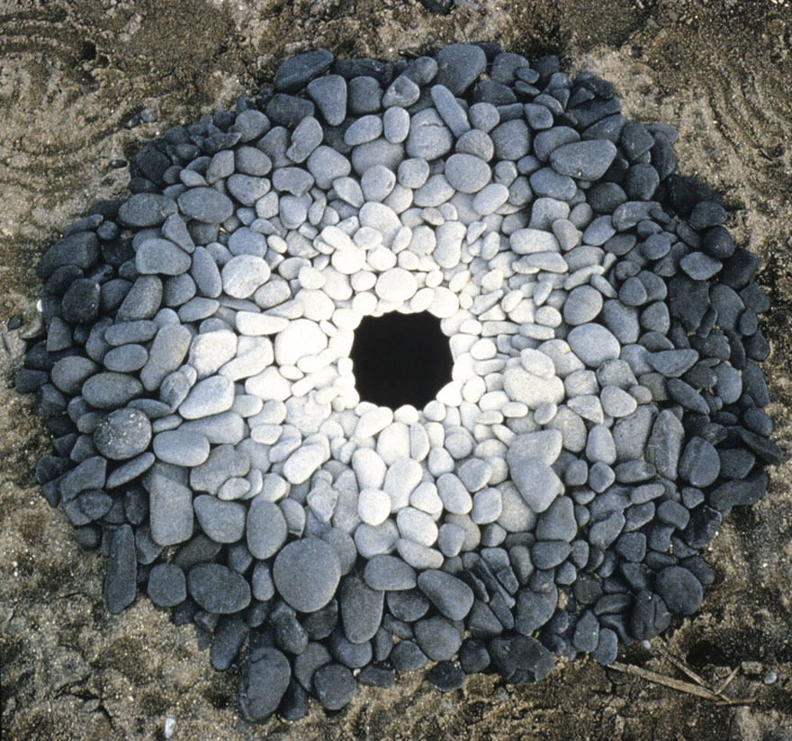 [Reflexion] Les oeuvres qui vous inspirent - Page 4 Land-art-andy-goldsworthy-96