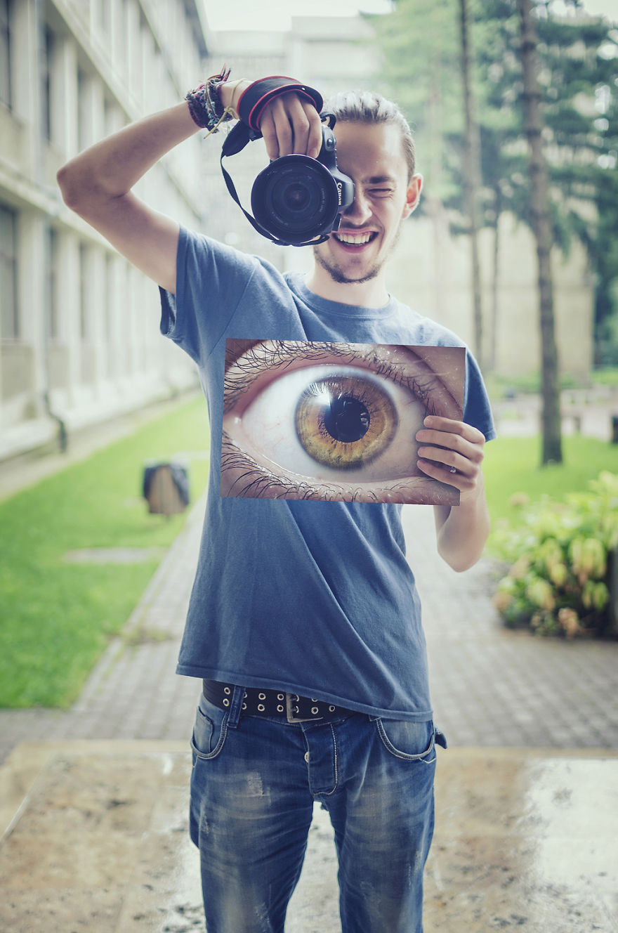 Look Into My Eyes: I Photograph Unique Patterns Of People's Eyes
