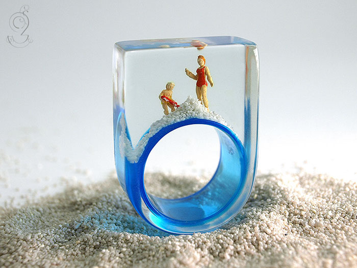 Miniature Scenes Inside Jewelry By Isabell Kiefhaber Miniature Scenes Inside Jewelry By Isabell Kiefhaber