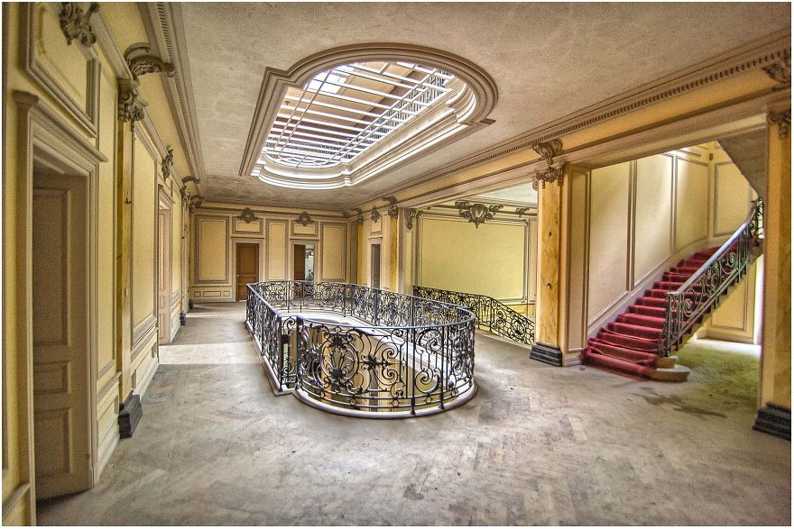 My Pictures Of Abandoned Places Show The True Beauty In Decay