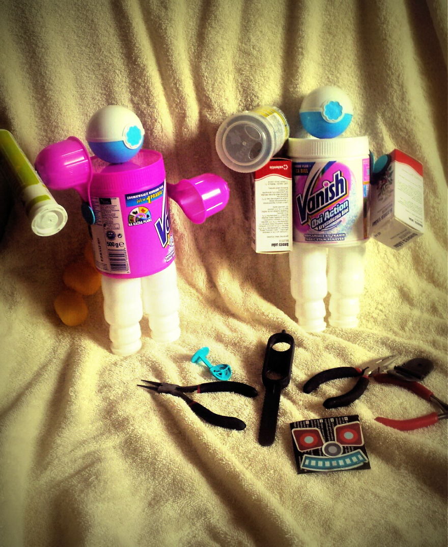 Our Family Spends Quality Time By Creating Toys From Recyclable Materials Our Family Spends Quality Time By Creating Toys From Recyclable Materials