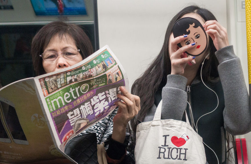 I Shoot People In The Street And Like To Watch Through My Camera The Human Expressions