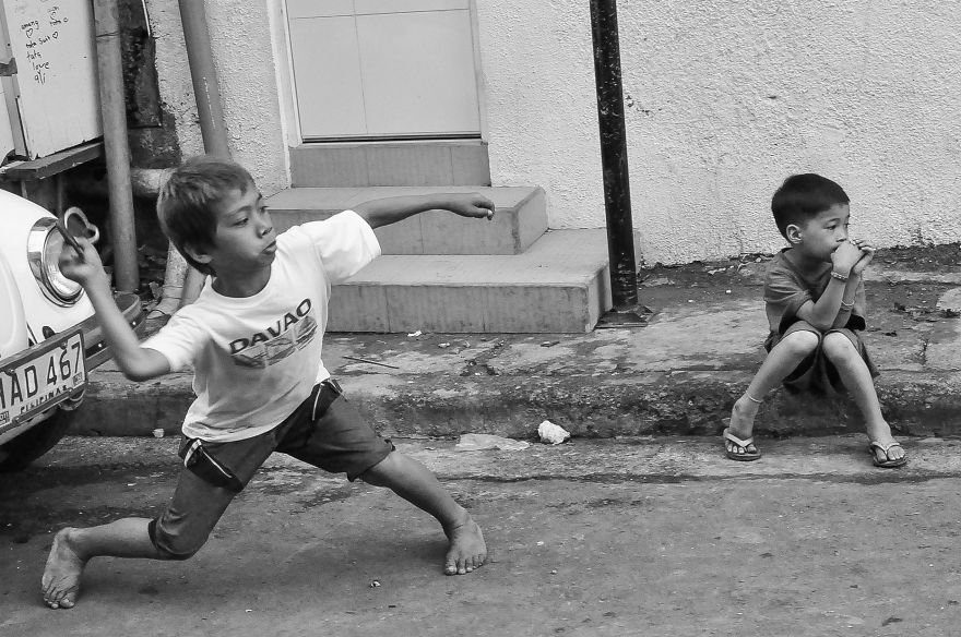 I Shoot People In The Street And Like To Watch Through My Camera The Human Expressions