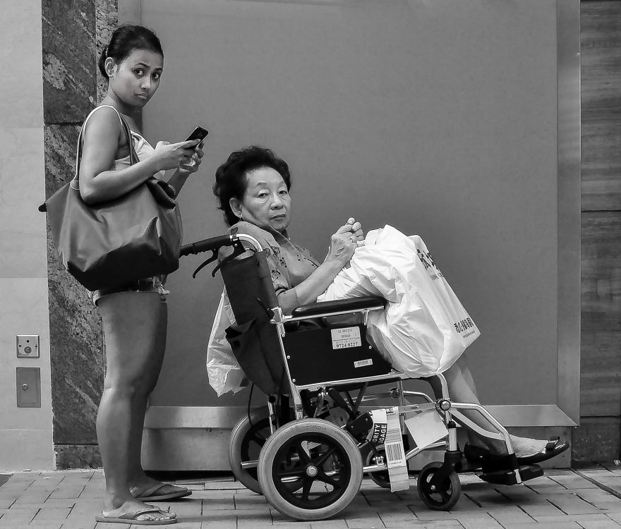 I Shoot People In The Street And Like To Watch Through My Camera The Human Expressions