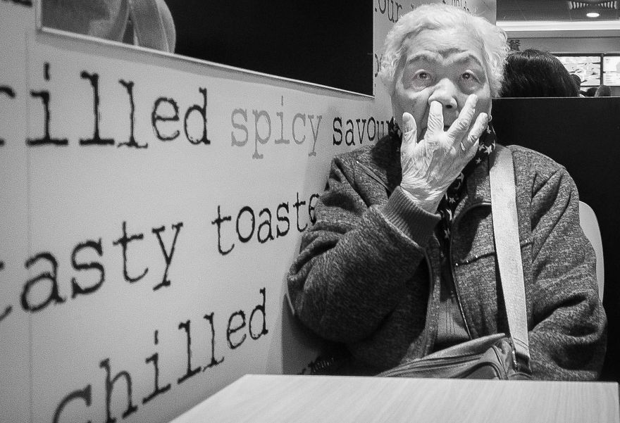 I Shoot People In The Street And Like To Watch Through My Camera The Human Expressions