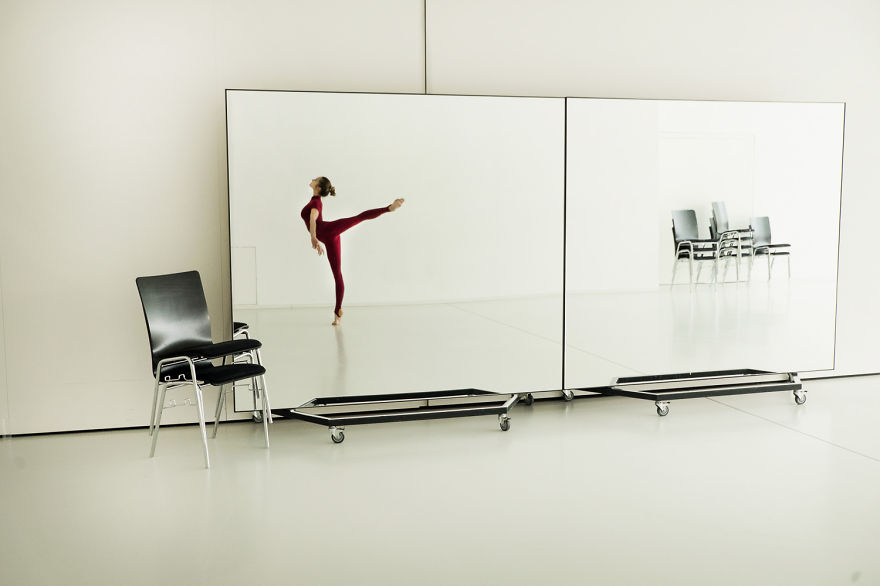 Russian Ballet Photographer Darian Volkova Shares Behind The Stage Life Of Dancers