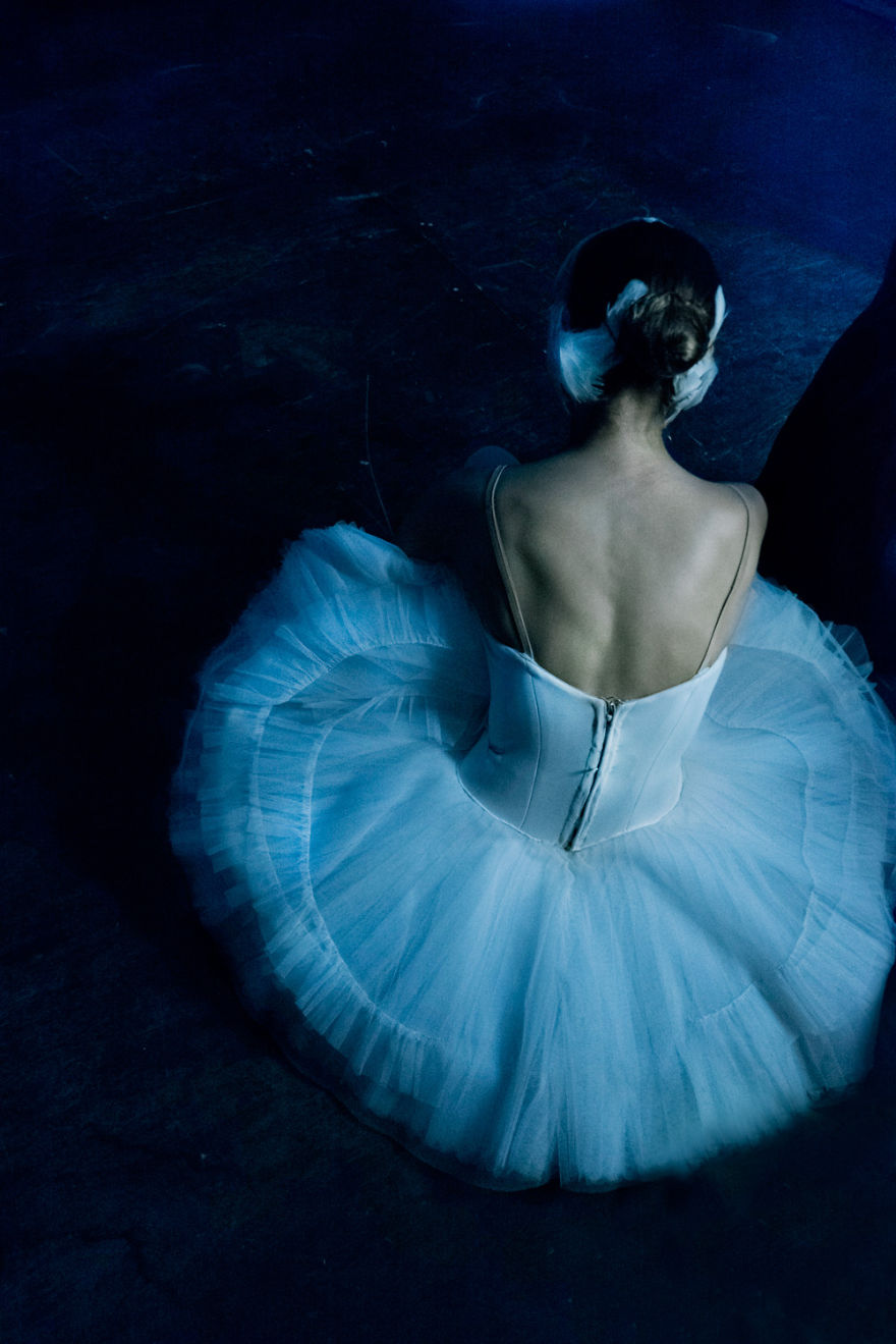 Russian Ballet Photographer Darian Volkova Shares Behind The Stage Life Of Dancers