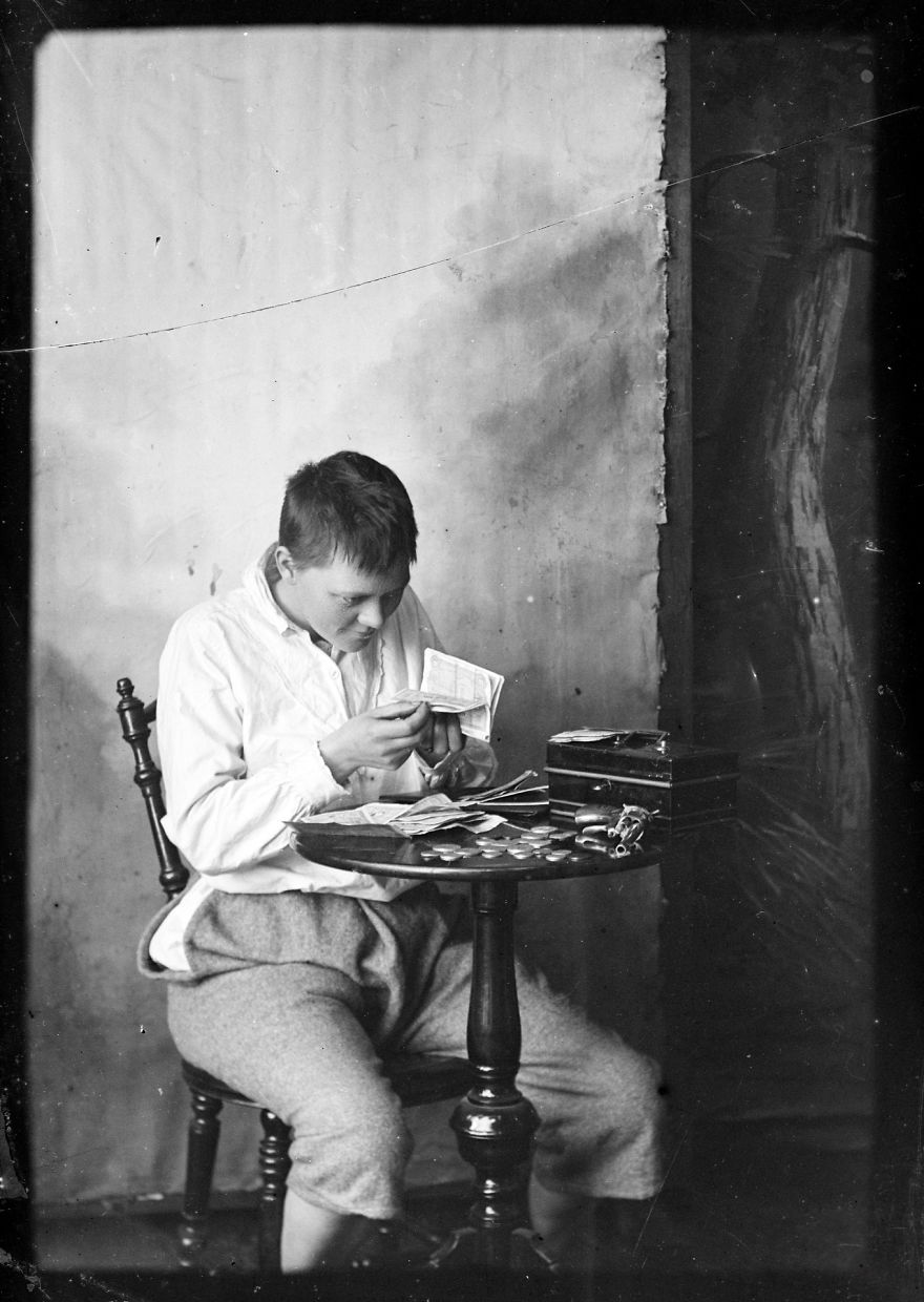 100-Year-Old Private Photos Show Two Cool Women Playing With Gender Roles 100-Year-Old Private Photos Show Two Cool Women Playing With Gender Roles