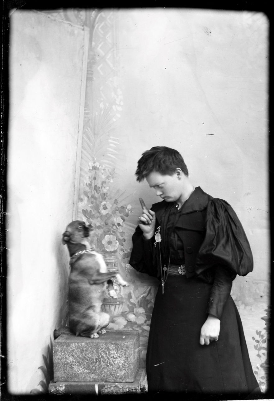 100-Year-Old Private Photos Show Two Cool Women Playing With Gender Roles 100-Year-Old Private Photos Show Two Cool Women Playing With Gender Roles