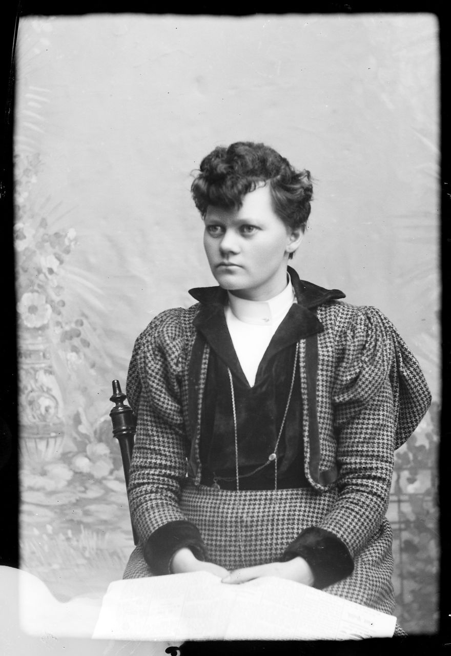 100-Year-Old Private Photos Show Two Cool Women Playing With Gender Roles