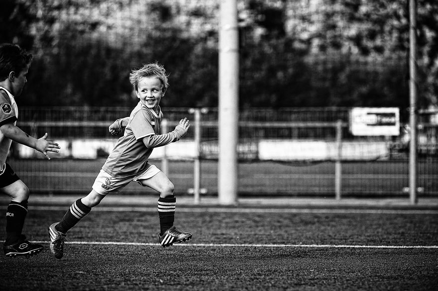 This One's For All The Smartphone-Parents This One's For All The Smartphone-Parents