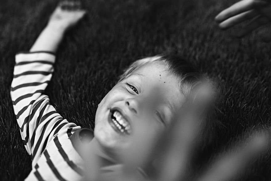 This One's For All The Smartphone-Parents This One's For All The Smartphone-Parents