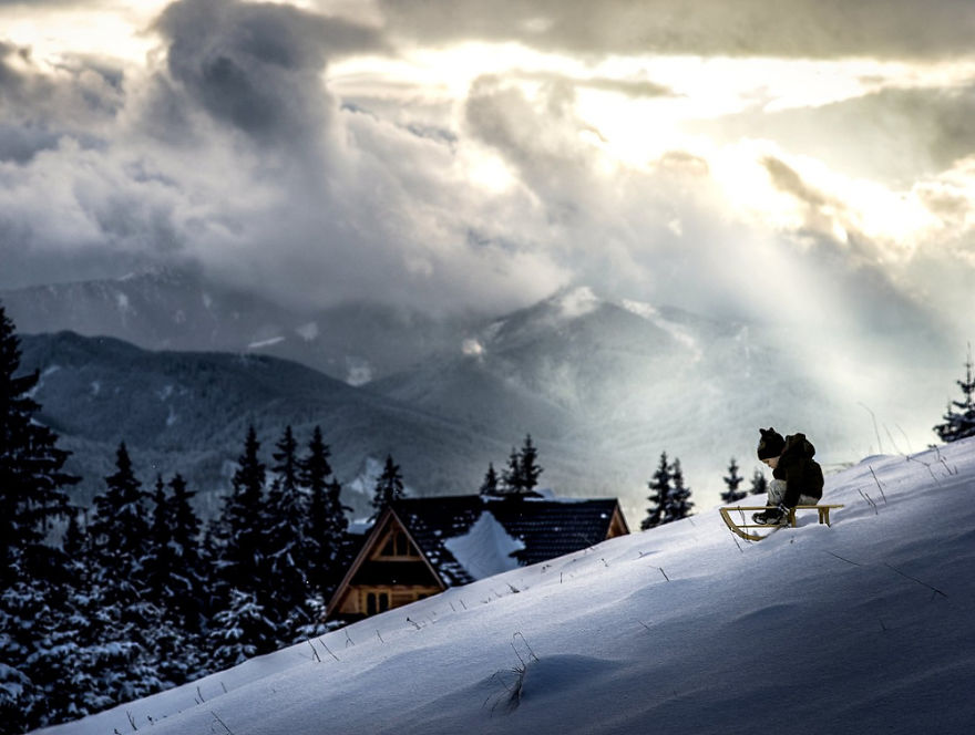 Polish Photographer And Mother Captures Magical Moments Of Her Childrens' Days