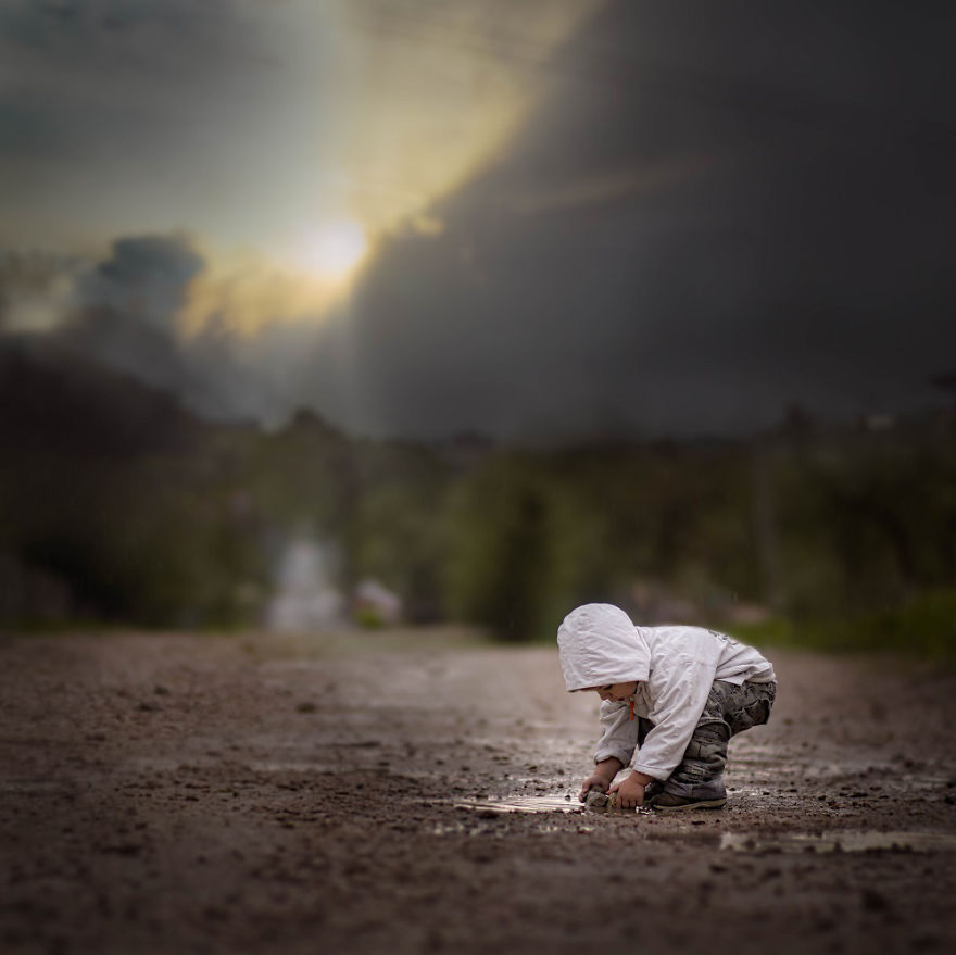 Polish Photographer And Mother Captures Magical Moments Of Her Childrens' Days Polish Photographer And Mother Captures Magical Moments Of Her Childrens' Days