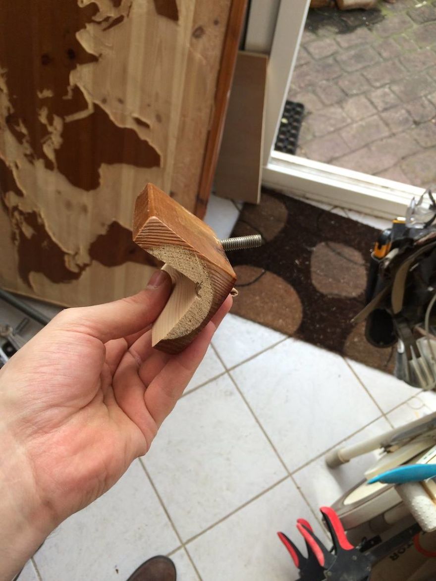 I Turned My Old Coffee Table In A Glow-In-The-Dark Epoxy Map Of The World I Turned My Old Coffee Table In A Glow-In-The-Dark Epoxy Map Of The World
