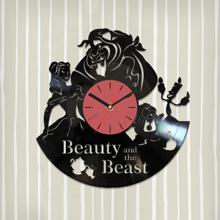I Made Disney Inspired Clocks From Old Vinyl Records I Made Disney Inspired Clocks From Old Vinyl Records