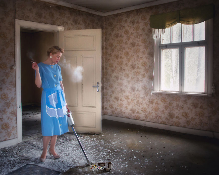 I Created An Alternative 1950's Homemaker