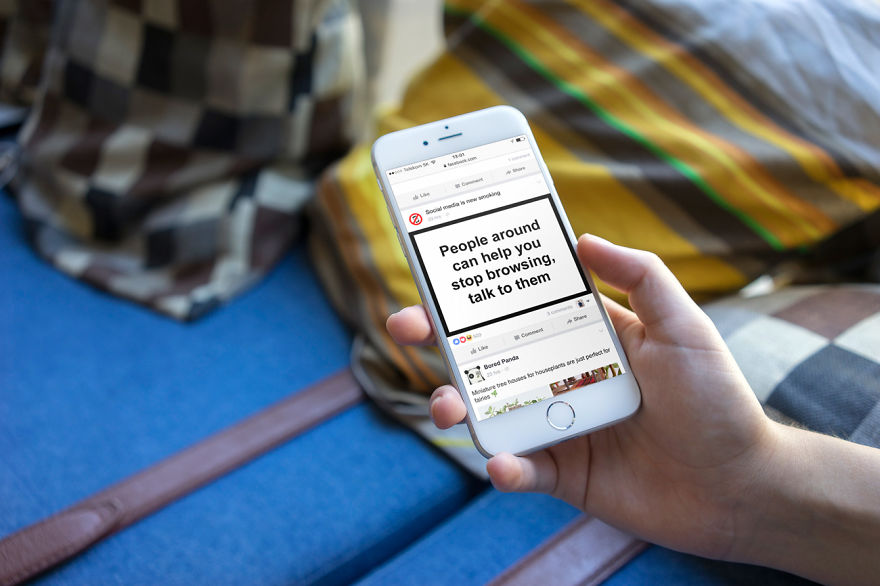 I Designed Anti-Social Media Banners To Fight Social Media Addiction I Designed Anti-Social Media Banners To Fight Social Media Addiction