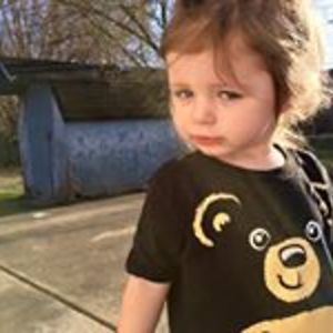 heartsaburningbone avatar