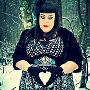 valerie_kinsey avatar