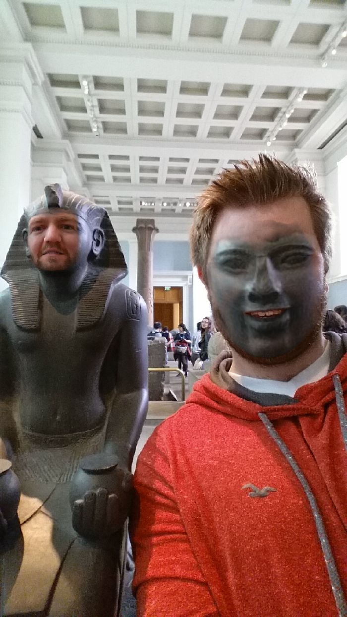 My Friend Went To The Museum And Tried Face Swap, The Result Is Hilarious (11 Pics)
