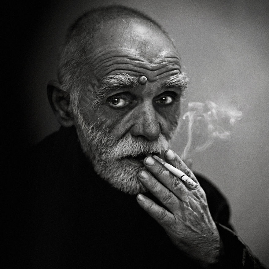 I Photograph The Constantly Changing Street Life Of Istanbul