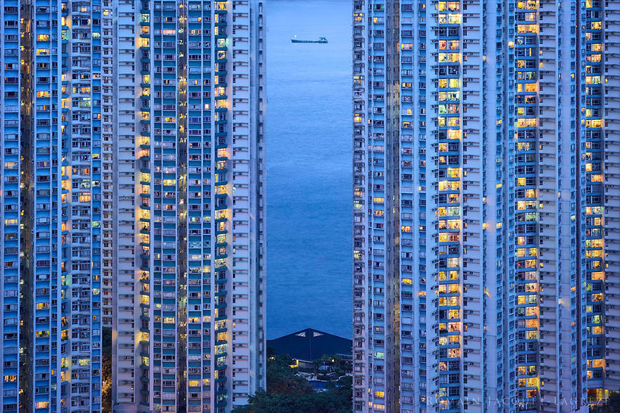 The Blue Moment: I Photograph The Atmosphere Of Hong Kong During Last Minutes Of Dusk