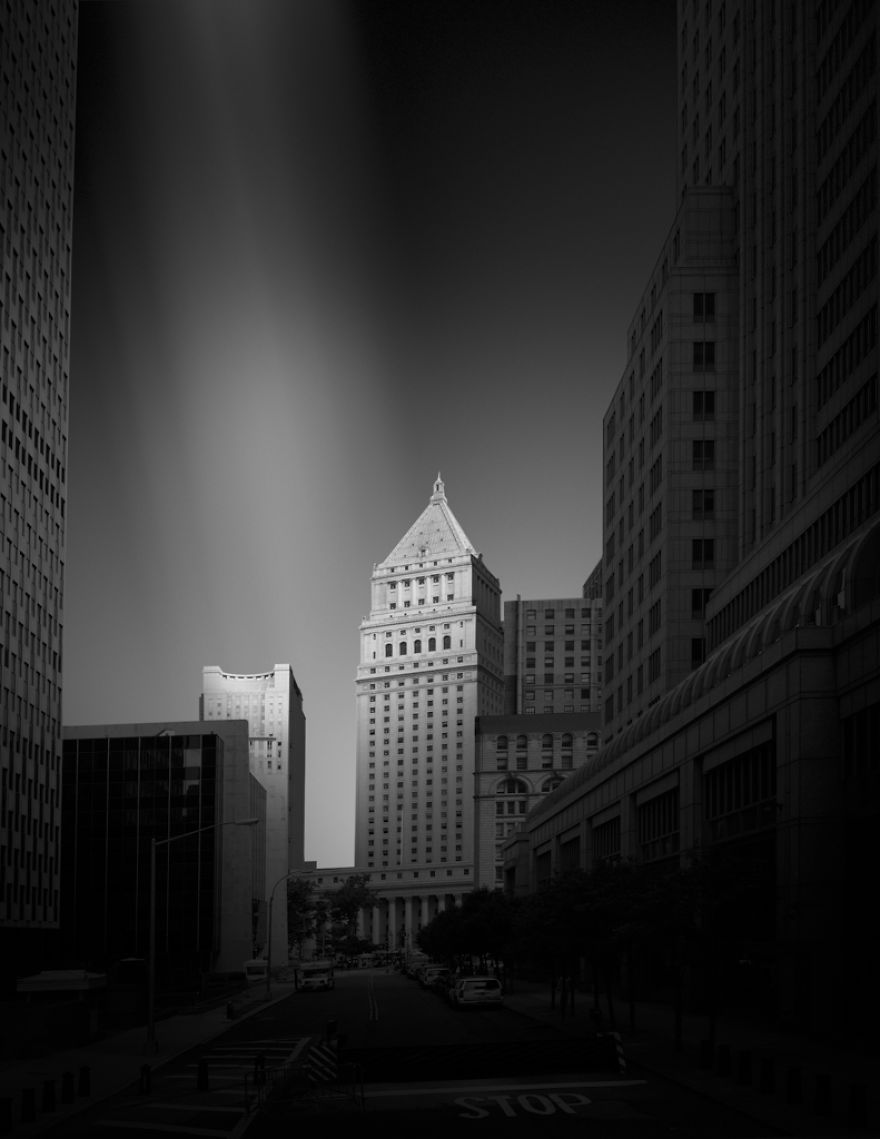 Famous New York City Landmarks In Haunting Black And White Photos Famous New York City Landmarks In Haunting Black And White Photos