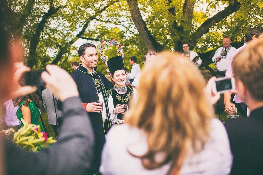 Amazing Pictures From A Romanian Traditional Wedding